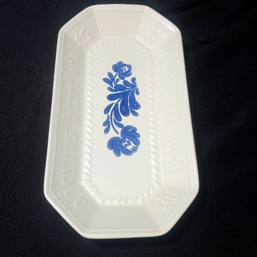 Pfaltzgraff Yorktowne Bread Tray Vintage